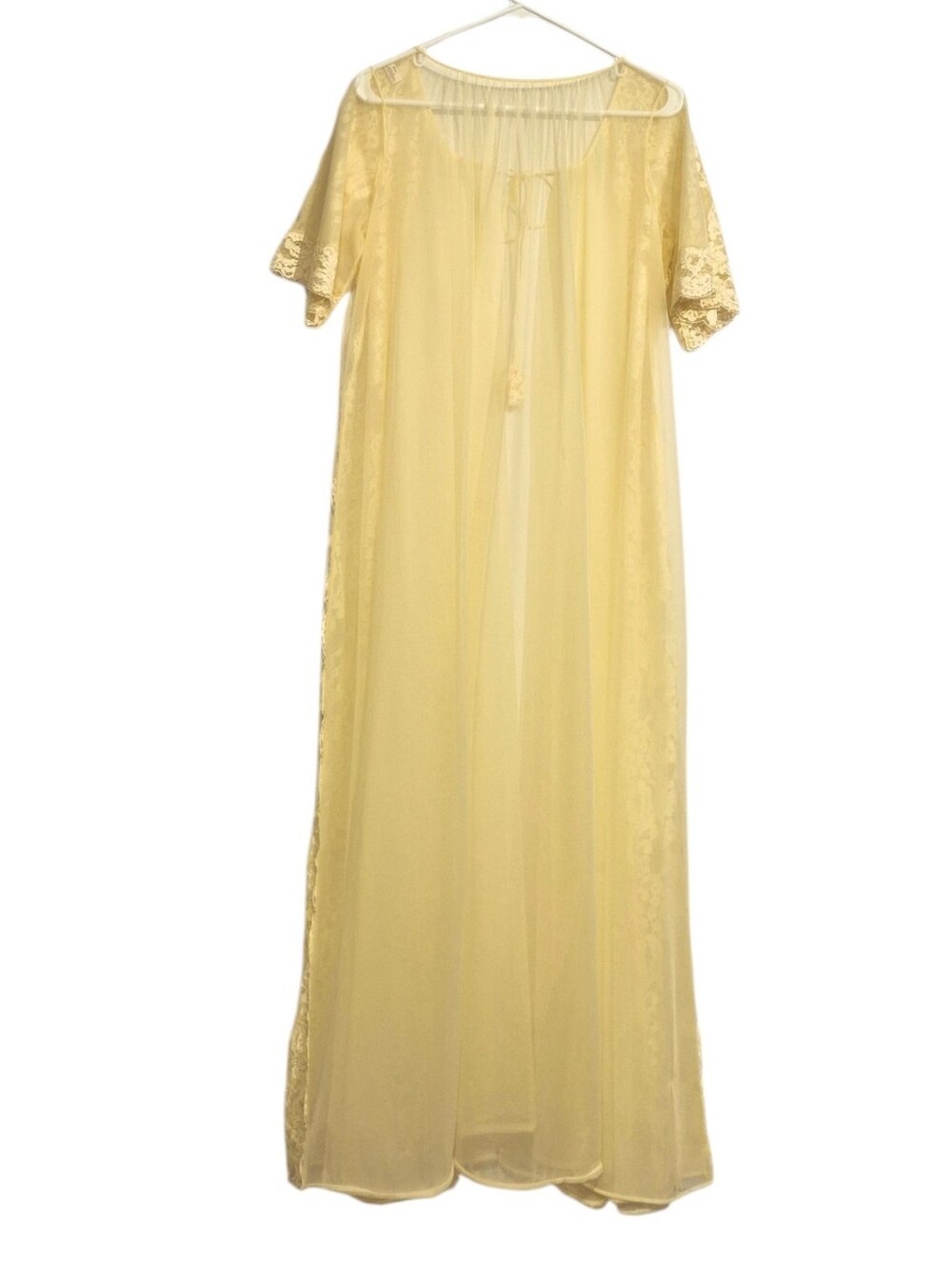 Vintage Shadowline Yellow Lace Peignoir Robe And Negligee Set - Small - Picture 7 of 10